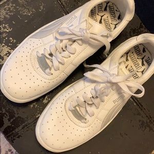Vintage Puma  white women’s shoes